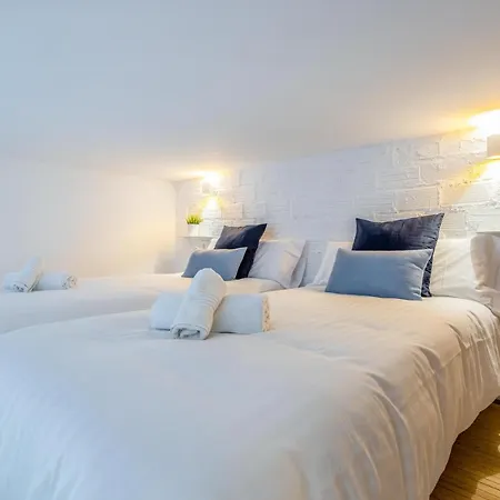 Апартаменти Oleholidays 405 Loft Romana Playa Junto Al Mar Марбелья