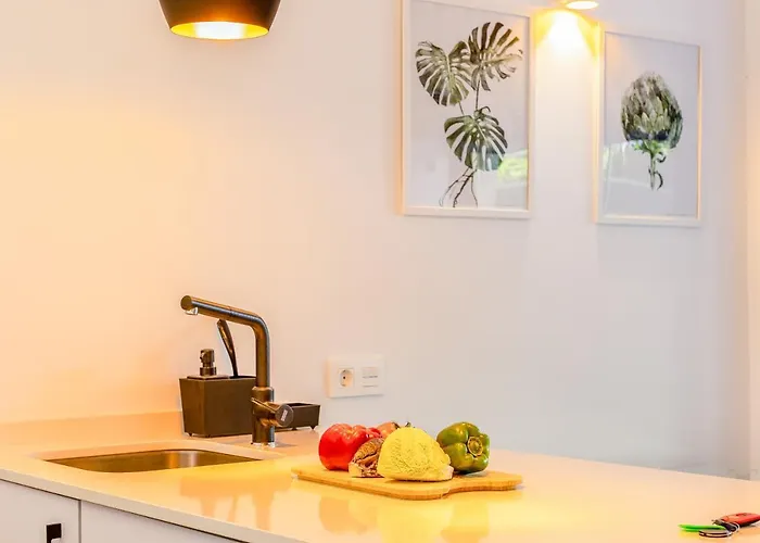 Oleholidays 405 Loft Romana Playa Junto Al Mar * Марбелья